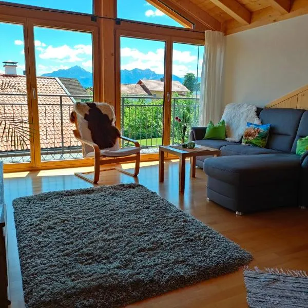 Ferienwohnung Alpenlodge, khách sạn ở Rieden