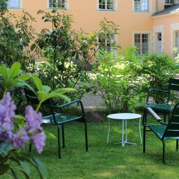 Hôtel Le Gentleman, hotel em La Flèche