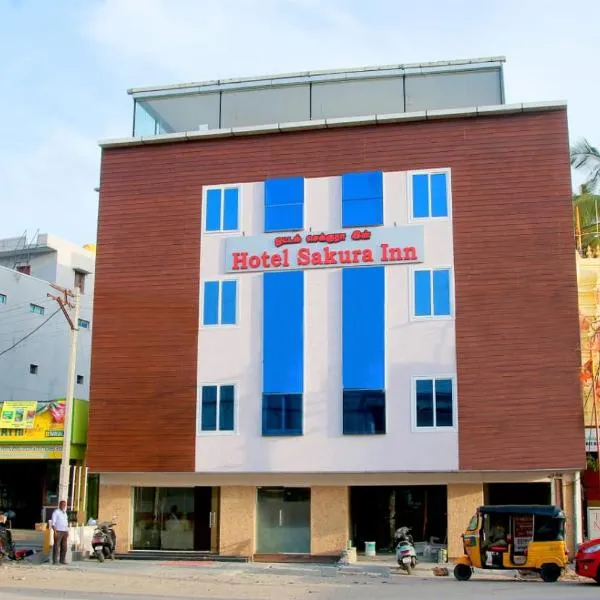 Hotel Sakura Inn, hotel u gradu Hosur