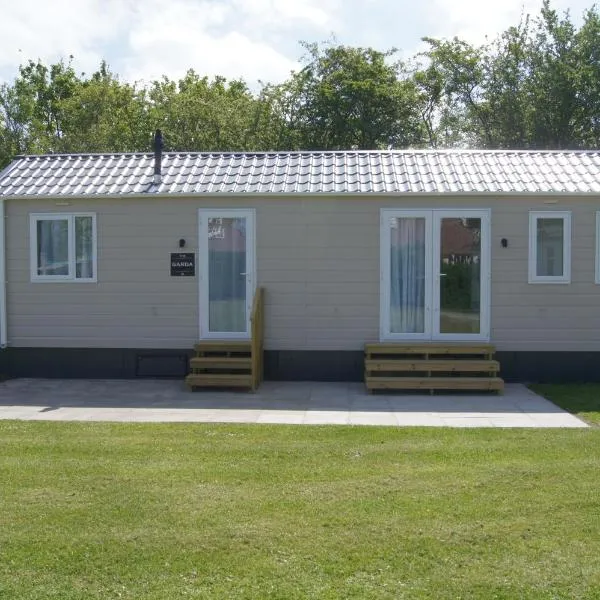 Landbouwlust Chalets, hotel di Serooskerke