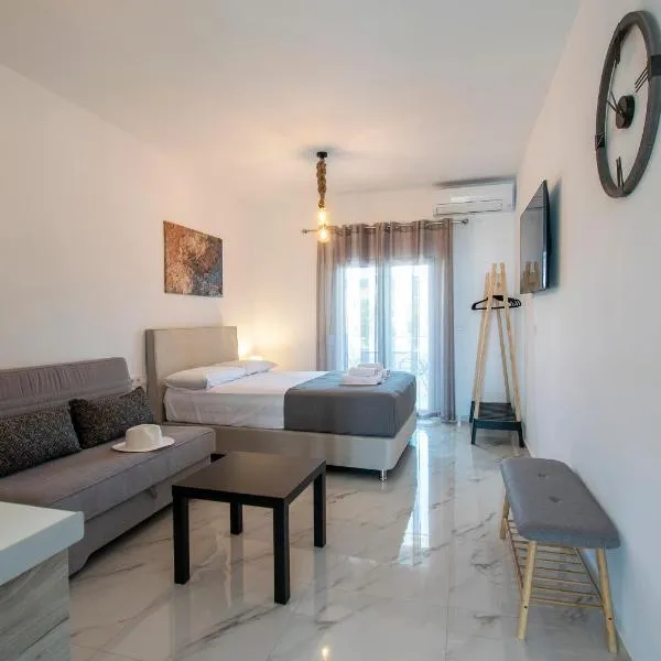 Nikiti Central Suites by Travel Pro Services - Nikiti Halkidiki, ξενοδοχείο στη Νικήτη