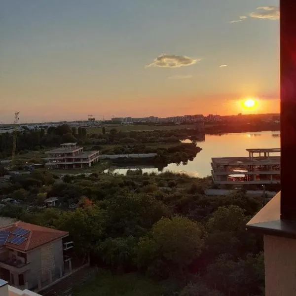 Lake View, khách sạn ở Constanţa