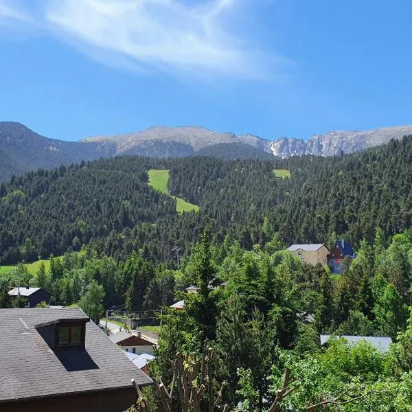 Appartement T3 en RDC 54 m2 avec balcon – hotel w mieście Saint-Pierre-dels-Forcats