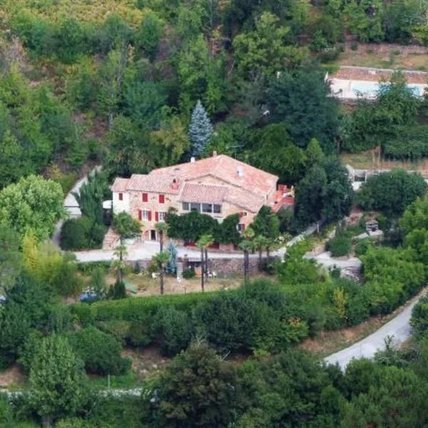 Chambre d'hôte Mas d'Alzon à St Jean du Pin, viešbutis mieste La Barriére