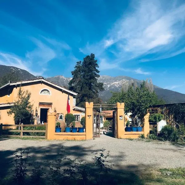 Hotel La Calma De Rita - Pirque, hotel in Cajon del Maipo