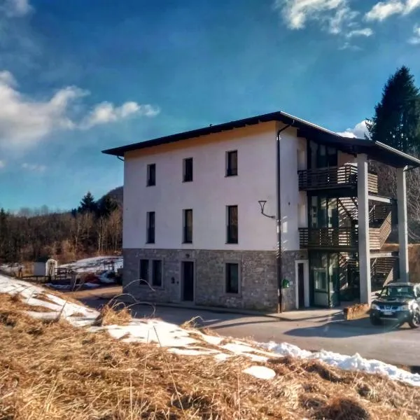 Ex Latteria di Platischis, hotel v destinaci Taipana