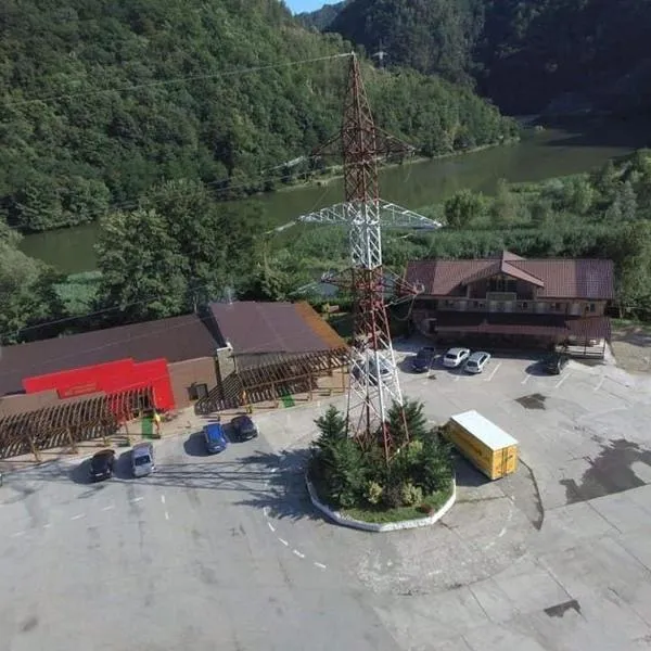 Cazare Kara Lotrișor, hótel í Caciulata