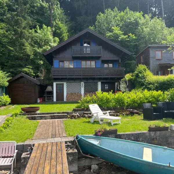 Haus am See, hotel a Henndorf am Wallersee