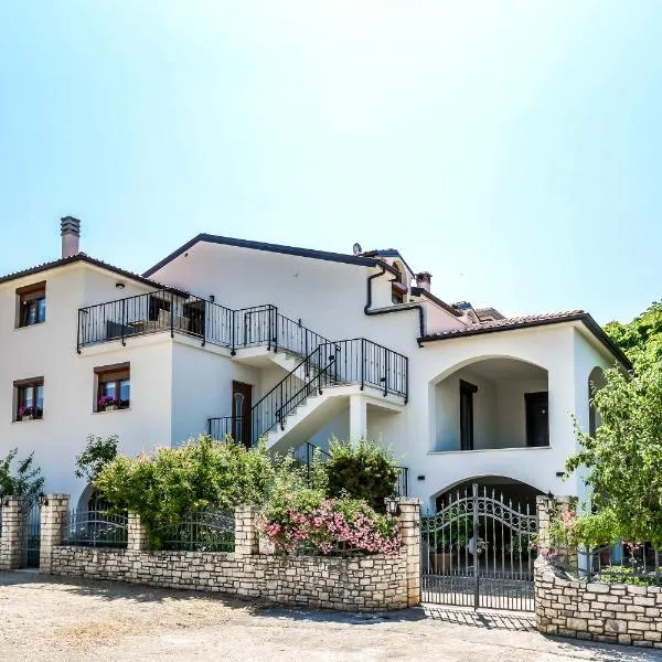 Casa Istriana Dajla, hotel v destinaci Novigrad – Istrie
