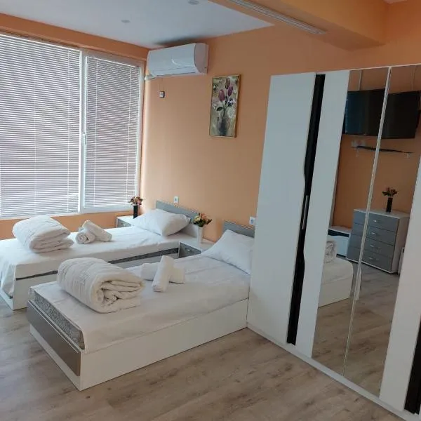 Gazi, hotel v destinaci Popovo