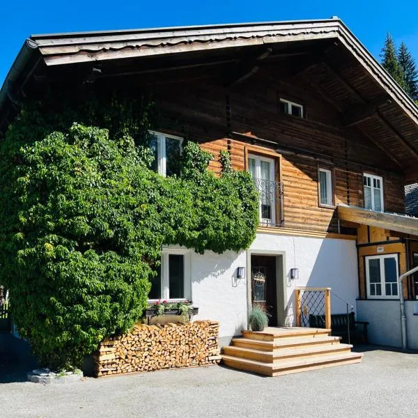 Haus Stille Nacht Wagrain, hotel in Wagrain