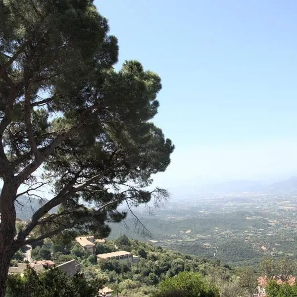 Montecolcau Panoramic view, hotel Bauneiben