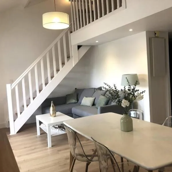 Le Petit Cote Ouest - appt dans les Pins près de la plage, hôtel à Les Sables-dʼOlonne