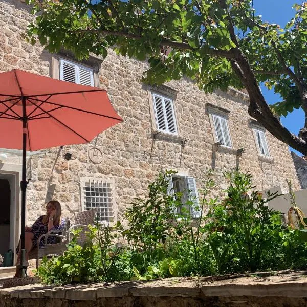 guesthouse Libertas 1, hotel in Dubrovnik