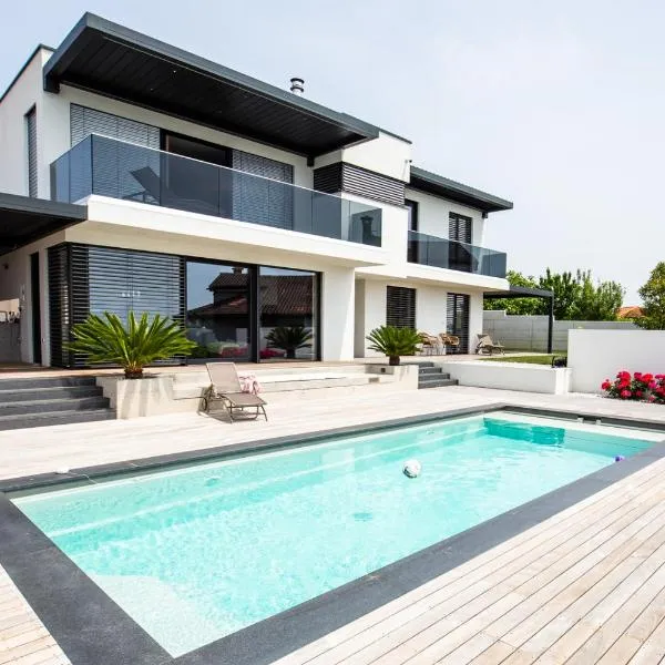 Villa Kraljica, hotel v Portoroži