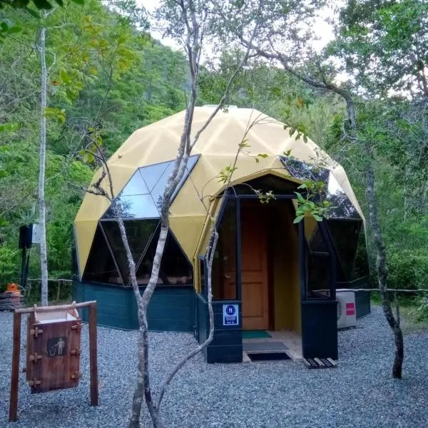 Cuyinco Domos, hotel v destinaci Riñinahue