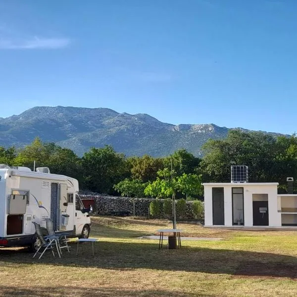 Camping Dolovi, hotel in Obrovac