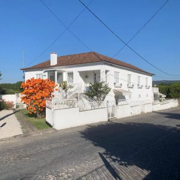 Casa das Uveiras, hotel di Paços de Ferreira