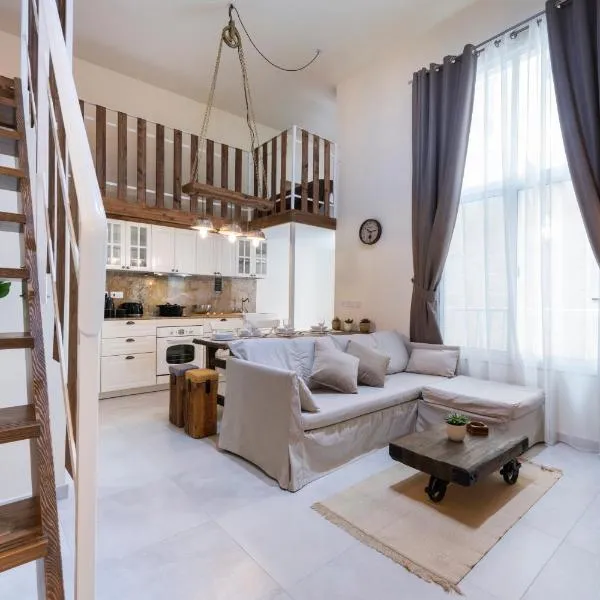 248 Boutique Studios, Sliema, hotel di Sliema