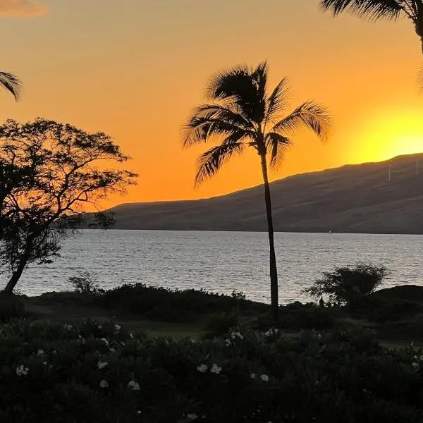 Magnificent Sunsets and Ocean views at Luana Kai, hotel din Kihei