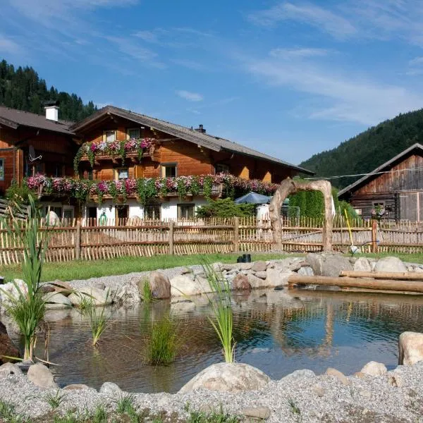 Gasthof Pesbichl, hotel v destinaci Goldegg