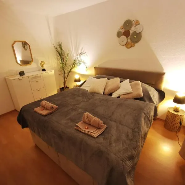 Schöne 3-Zimmer Erdgeschosswohnung am Bergpark,Unesco,Therme,Train, Wilhelmshöher Allee 329 โรงแรมในคาสเซล