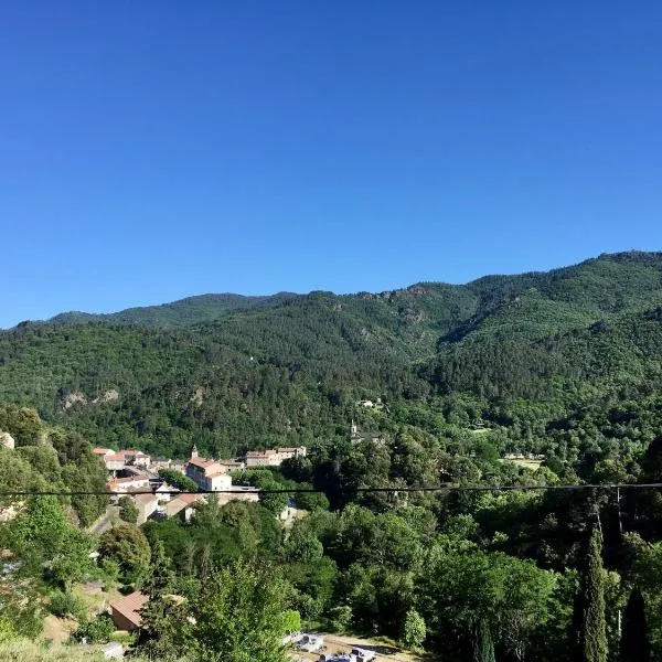 Gîte le Tour 45 m2 Cévennes Lozère, hotell i Le Collet-de-Dèze