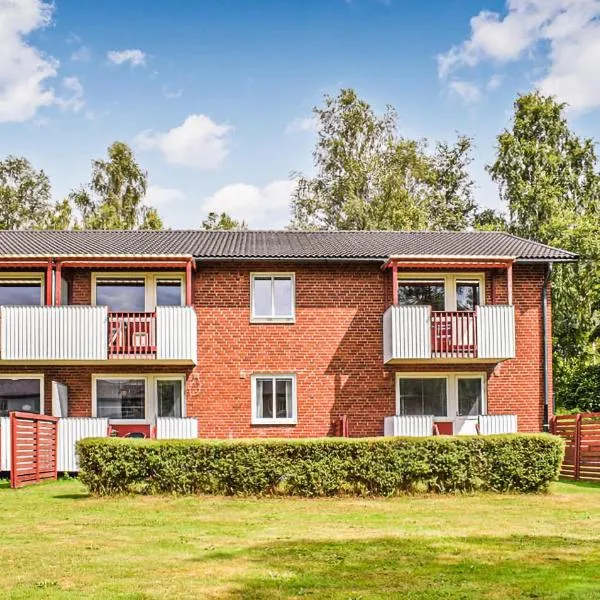 Gorgeous Apartment In Hyltebruk With Kitchen, hotel a Älmhult