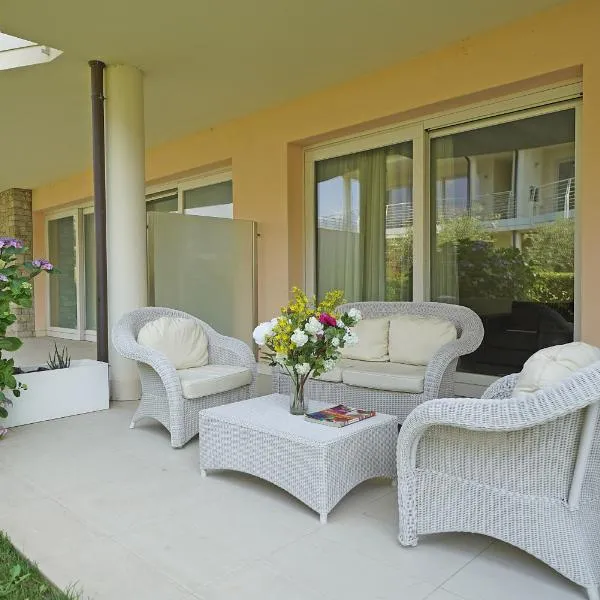 Giulia Luxury Apartment, hôtel à Sirmione