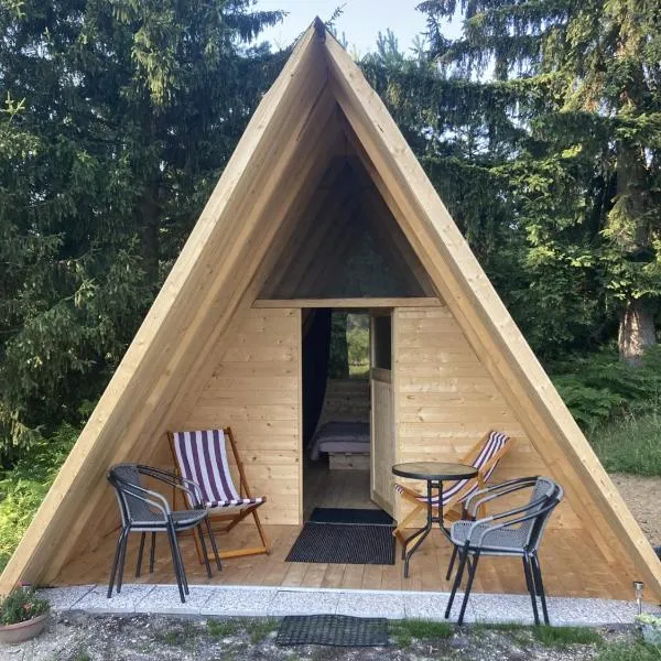 Hillside Bio Glamping, hotel v destinaci Prebold