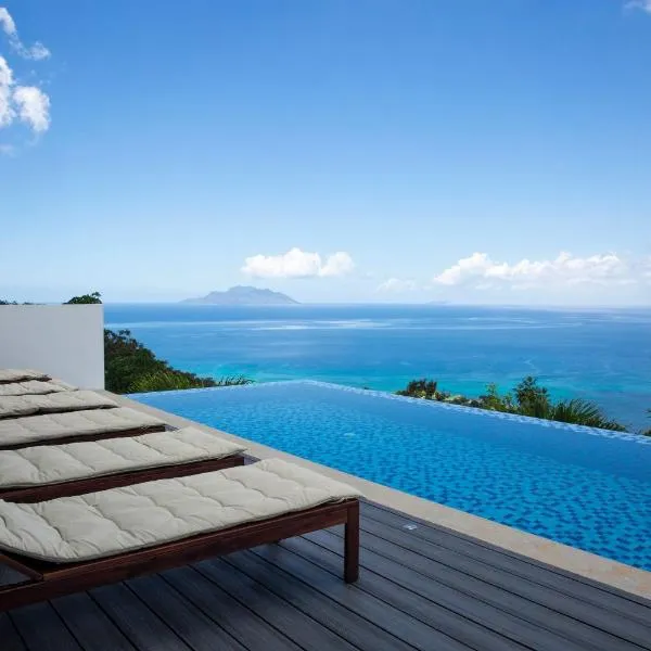 Paradise Heights Luxury Apartments & Villa, hotel v destinaci Beau Vallon