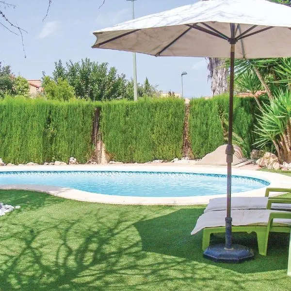Amazing Home In Riba-Roja De Túria, hotel in Riba-Roja De Turia