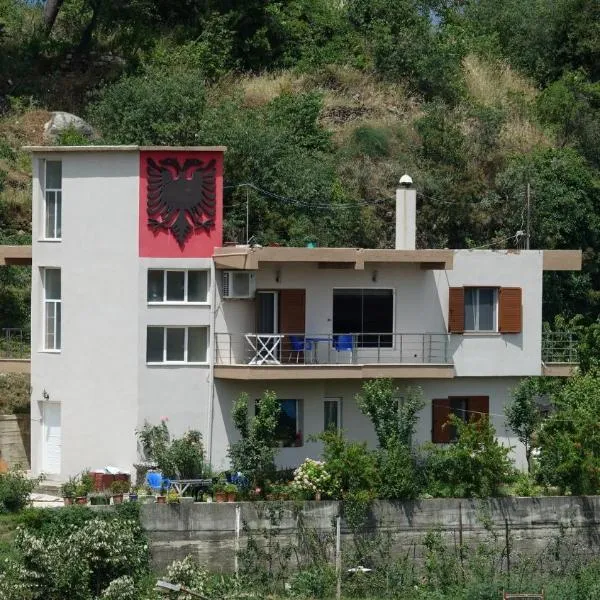 Eagle house, hotel v destinaci Përmet