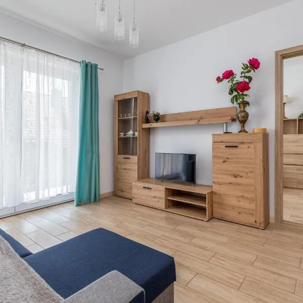 Nad Zalewem - Familijny Apartament z Widokiem na Zatokę by Renters, מלון בדז'יבנובק