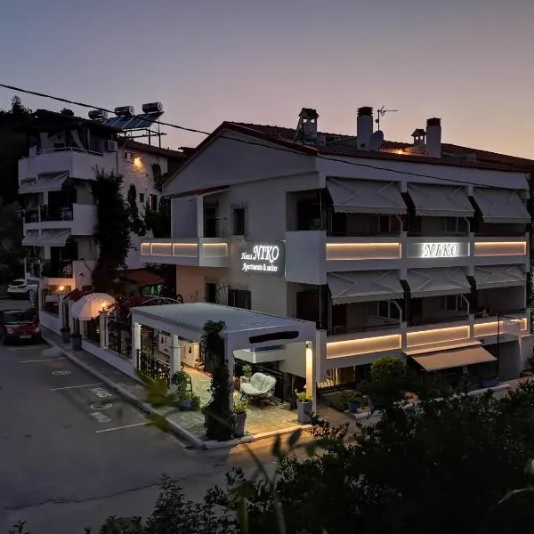 Haus Niko Apartments and Suites, hotel i Agios Mamas