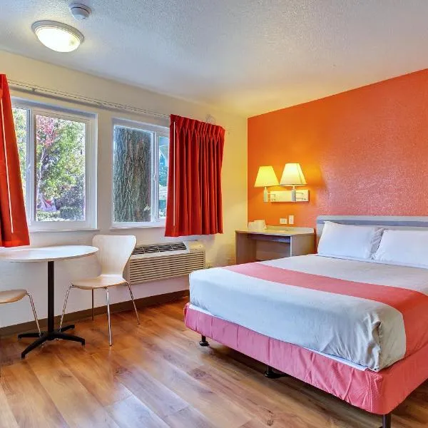 Motel 6-Rohnert Park, CA, hotel di Rohnert Park