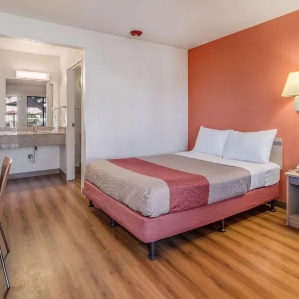 Motel 6-Fairfield, CA - North, hotel en Fairfield