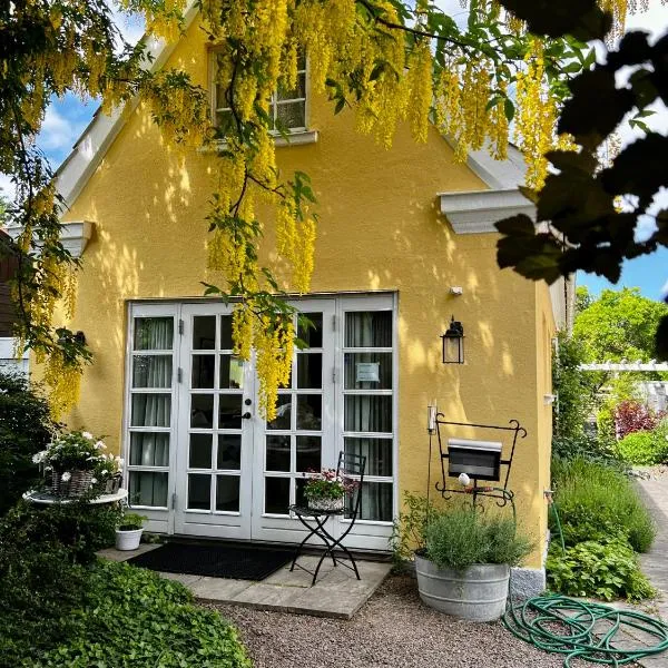 Solhaga Kullahalvön โรงแรมในJonstorp