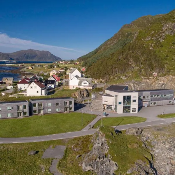 Runde Miljøsenter & Opplev Runde, hotell i Ulsteinvik