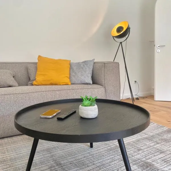 Bungalow in Rottachs Bestlage, hotel v destinaci Rottach-Egern
