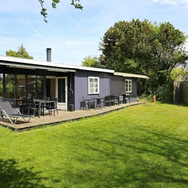 4 person holiday home in Store Fuglede, hotel v mestu Store Fuglede