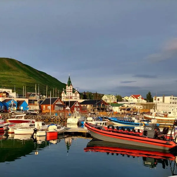 Apartment in the center, hotel v destinaci Húsavík