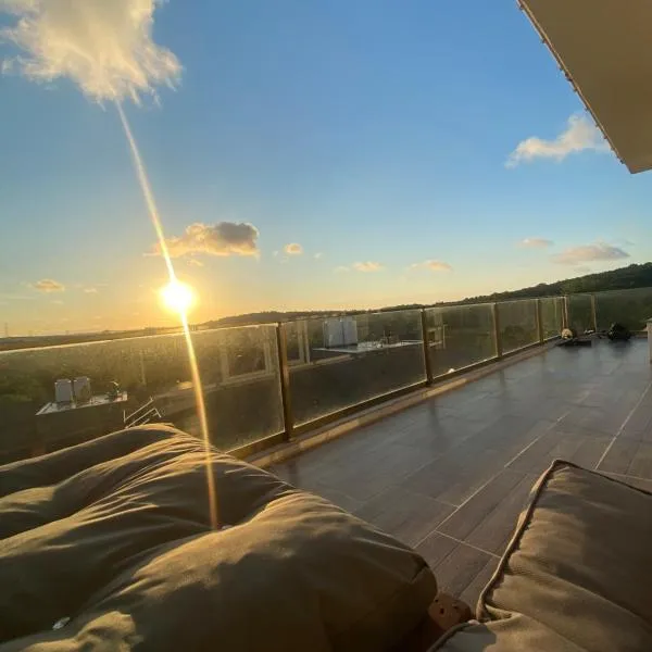 Large private villa, hotel v destinaci Arnavutköy