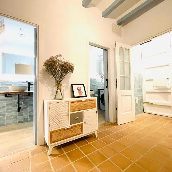 SA CASETA PROP DE MAR RELAX EN EL CENTRO DEL PUEBLO, khách sạn ở Blanes