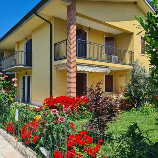 Casa Andrè, hotel v destinaci Pescantina