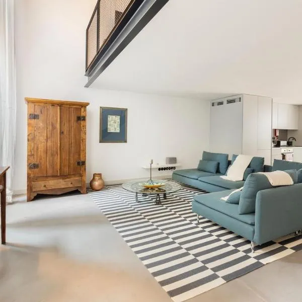 Majestic Apartment W/ Patio by LovelyStay, hotel en Lisboa