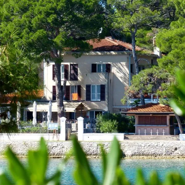 Diana B&B, hotel em Mali Lošinj