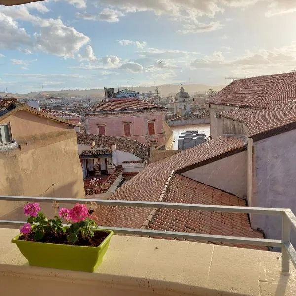 CASA ZEUSI, hotel in Crotone