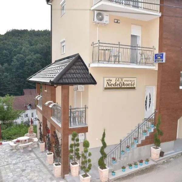 Vila Lux Nedeljkovic Gornja Trepca, hotel en Mrčajevci