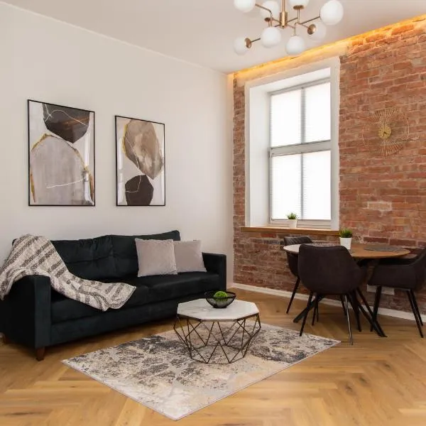 Keskväljaku apartment - with sauna and AC, khách sạn ở Võru